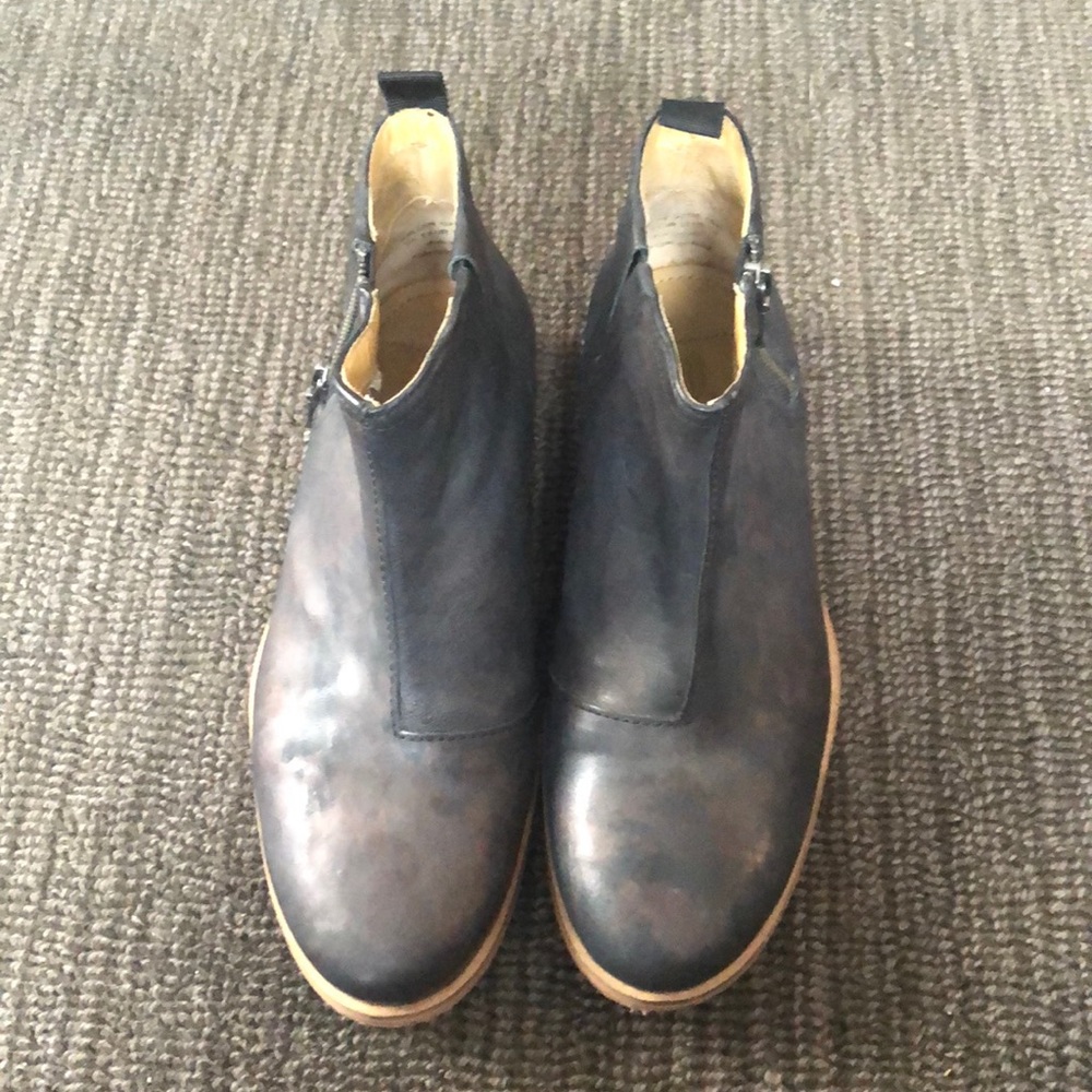 Leather ankle booties